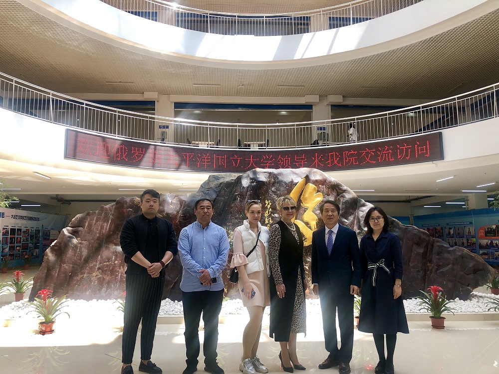 4ad33fcb98cf45a1b21590cc9d8954b.jpg 4ad33fcb98cf45a1b21590cc9d8954b.jpg